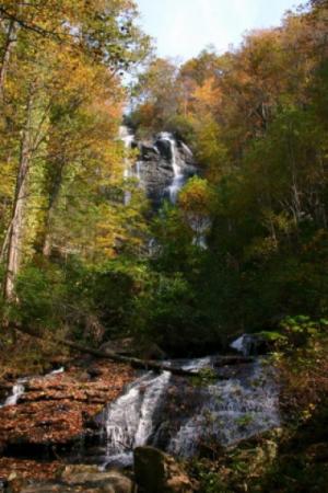  Amicalola Falls State Park and Lodge